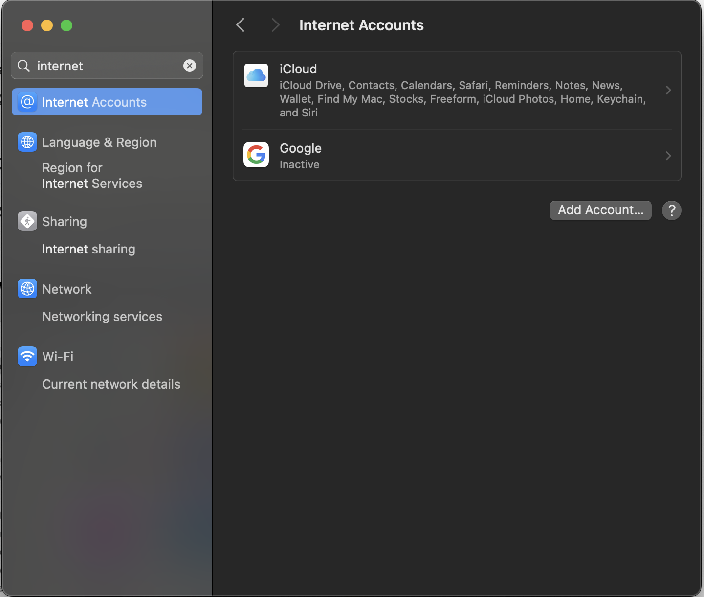 System Preferences window with "Internet Accounts" selected