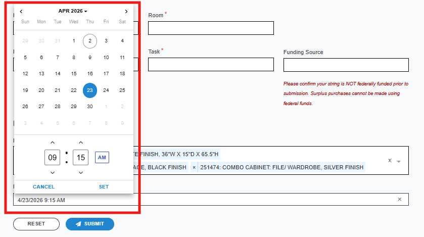 A red rectangle outlining the calendar and time module, the user can use to set a preferred delivery date.